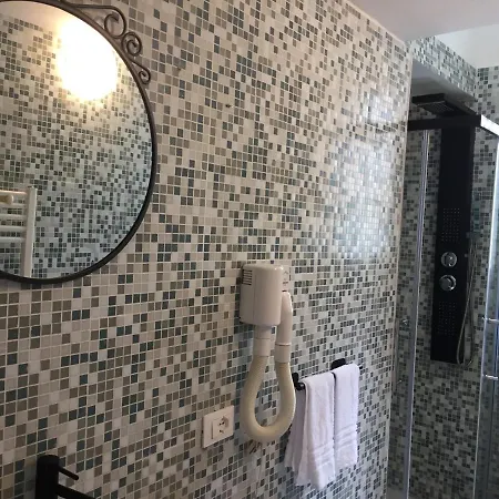 Gasthof Affittacamere Mare Fuori La Spezia